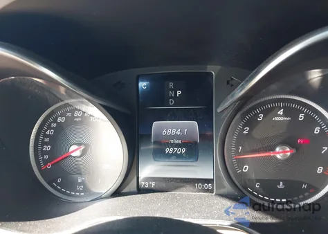 2018 Mercedes-Benz C 300 4Matic z USA, uszkodzony, nr VIN WDDWF4KB1JR319618